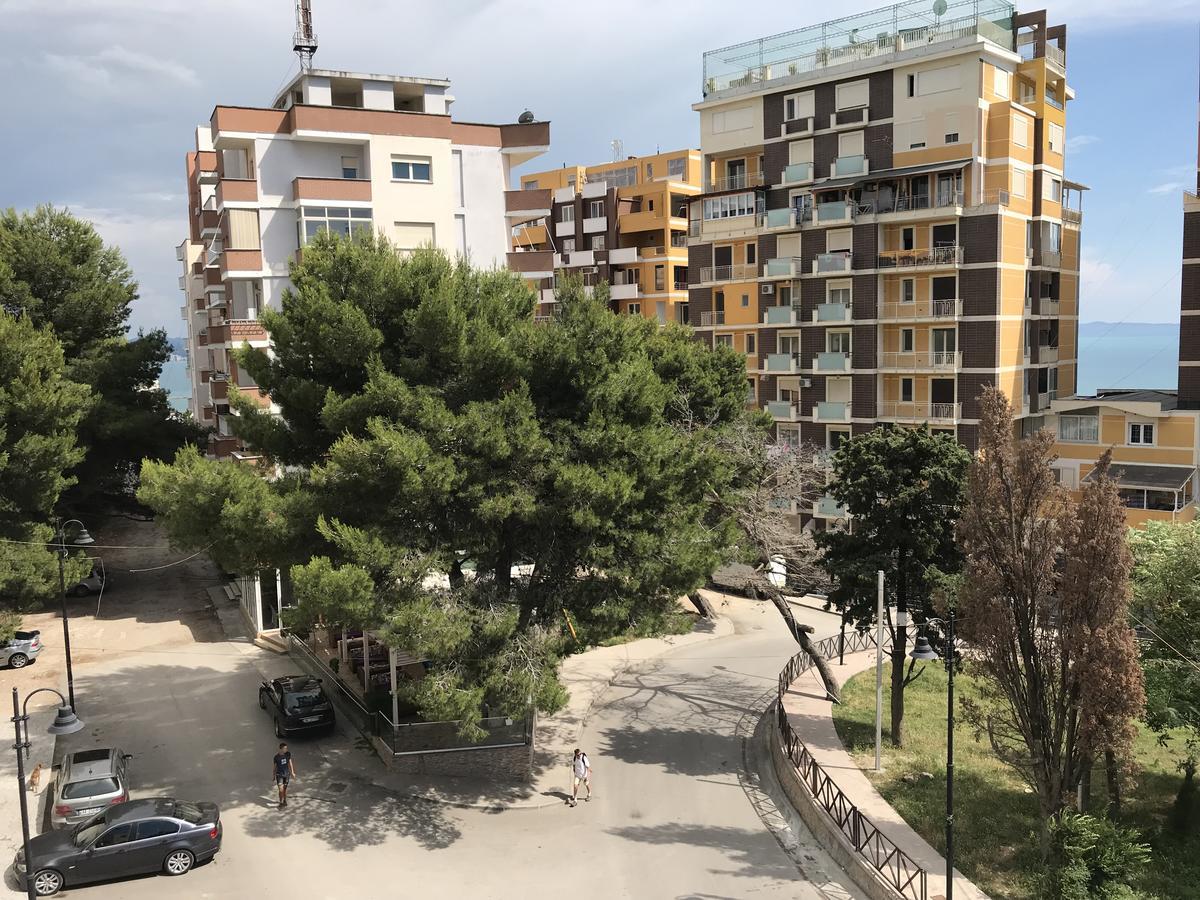 Vila 3 Rooms Durres Exterior photo